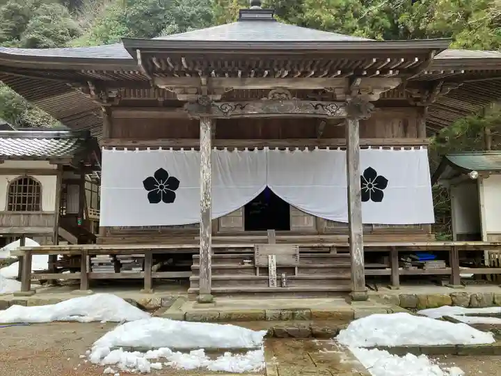 甘南美寺の本殿・本堂