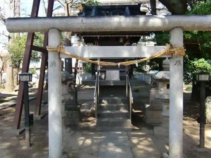 栗原氷川神社の末社・摂社