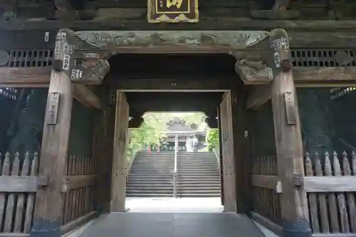 乗蓮寺の山門・神門