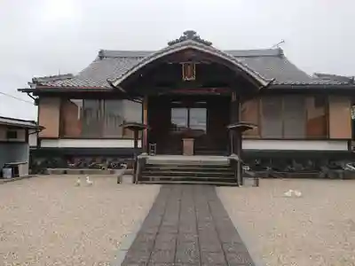 鶴代寺の本殿・本堂