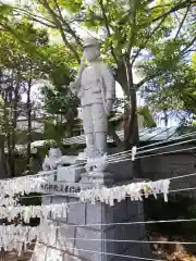 田名部神社の像