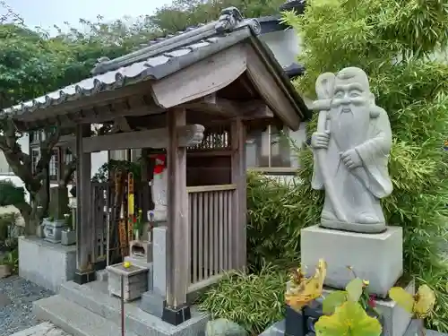 妙音寺の像