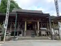 青岸渡寺の本殿・本堂
