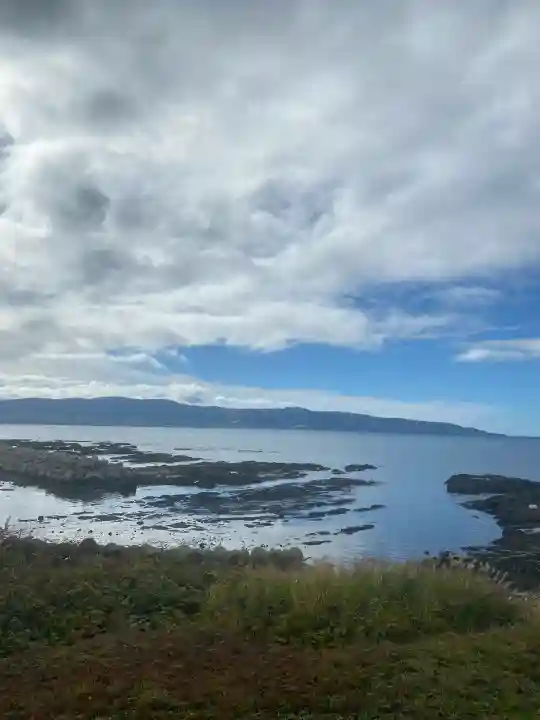 美谷稲荷神社の{uncategorized: "未分類", other: "その他", undefined: "問題あり", building: "その他建物", grave: "お墓", sacred_gate: "鳥居", guardian: "狛犬", statue: "像", buddha: "仏像", history: "歴史", nature: "自然", garden: "庭園", animal: "動物", pagoda: "塔", temizu: "手水舎", mountain_gate: "山門・神門", sanctuary: "本殿・本堂", subordinate: "末社・摂社", art: "芸術", scenery: "景色", jizo: "地蔵", ema: "絵馬", goshuin: "御朱印", omikuji: "おみくじ", items: "授与品その他", amulet: "お守り", goshuincho: "御朱印帳", eats: "食事", festival: "お祭り", votive_dance: "神楽", shichigosan: "七五三参", wedding: "結婚式", experience: "体験その他", initially: "初詣", around: "周辺", anti_infection: "感染症対策"}