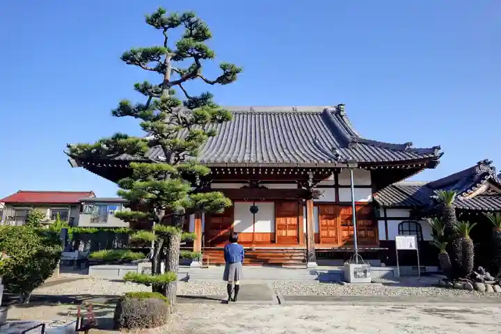 麟慶寺の本殿・本堂