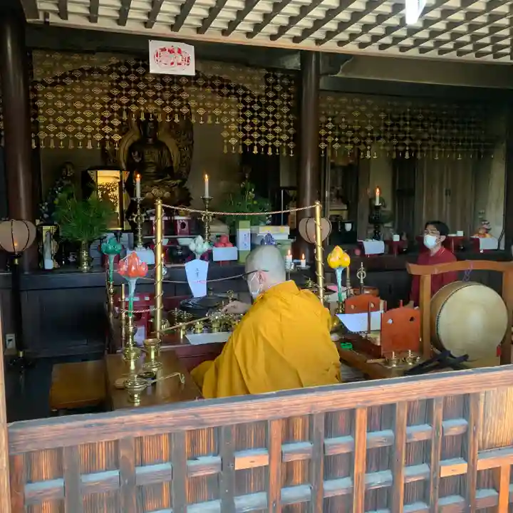 光堂寺の本殿・本堂