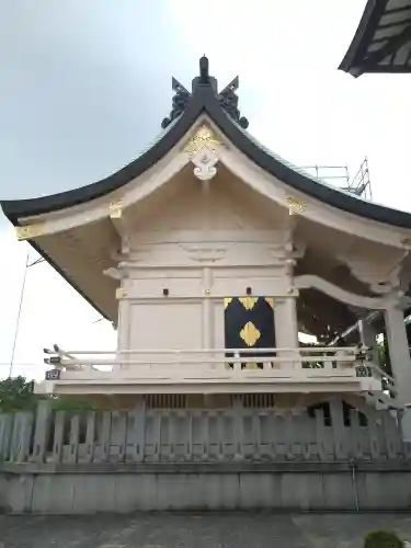 岡山神社の本殿・本堂