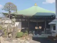 医王寺の本殿