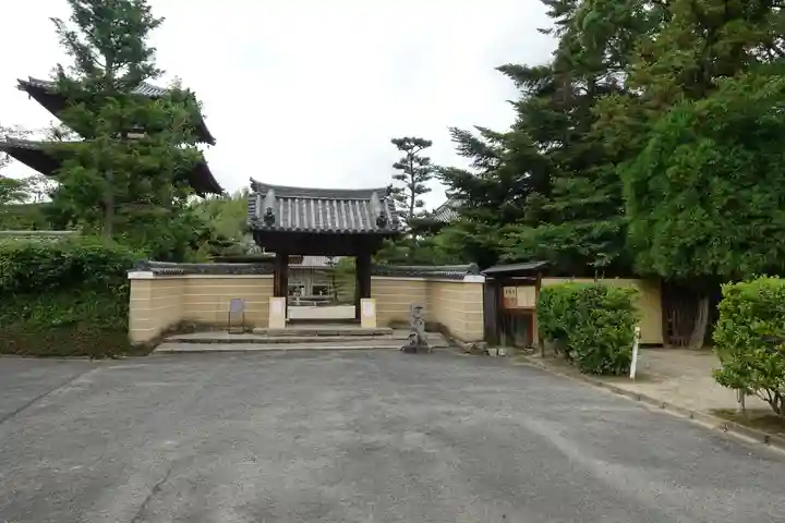 法輪寺の山門・神門