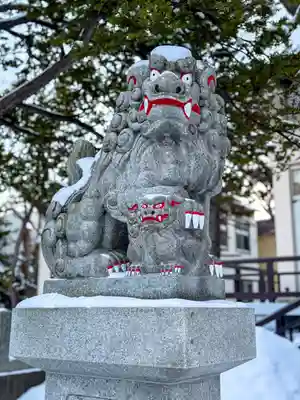 豊平神社の狛犬