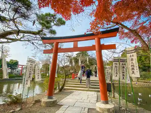 鶴岡八幡宮の鳥居