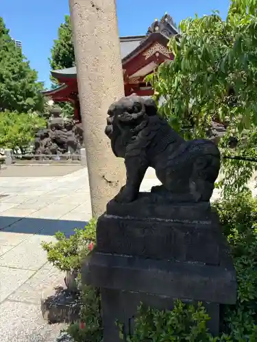素盞雄神社の{uncategorized: "未分類", other: "その他", undefined: "問題あり", building: "その他建物", grave: "お墓", sacred_gate: "鳥居", guardian: "狛犬", statue: "像", buddha: "仏像", history: "歴史", nature: "自然", garden: "庭園", animal: "動物", pagoda: "塔", temizu: "手水舎", mountain_gate: "山門・神門", sanctuary: "本殿・本堂", subordinate: "末社・摂社", art: "芸術", scenery: "景色", jizo: "地蔵", ema: "絵馬", goshuin: "御朱印", omikuji: "おみくじ", items: "授与品その他", amulet: "お守り", goshuincho: "御朱印帳", eats: "食事", festival: "お祭り", votive_dance: "神楽", shichigosan: "七五三参", wedding: "結婚式", experience: "体験その他", initially: "初詣", around: "周辺", anti_infection: "感染症対策"}