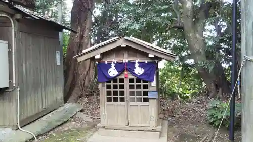 畑子安神社の末社