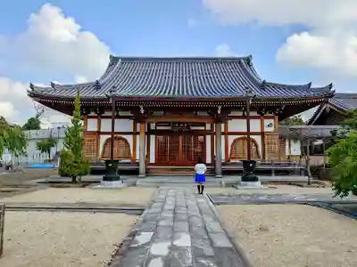 杲洞寺の本殿・本堂