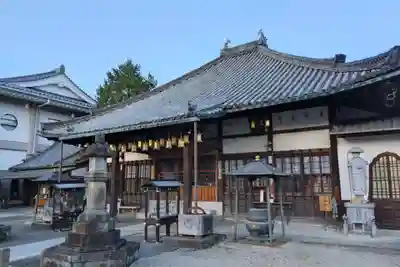 八事山 興正寺の本殿・本堂