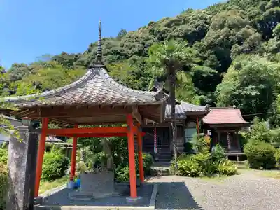 満願寺の手水舎