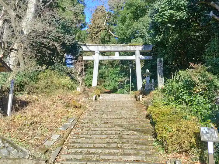 都々古別神社(馬場)の鳥居