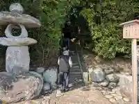 棒原神社(皇大神宮摂社)の{uncategorized: "未分類", other: "その他", undefined: "問題あり", building: "その他建物", grave: "お墓", sacred_gate: "鳥居", guardian: "狛犬", statue: "像", buddha: "仏像", history: "歴史", nature: "自然", garden: "庭園", animal: "動物", pagoda: "塔", temizu: "手水舎", mountain_gate: "山門・神門", sanctuary: "本殿・本堂", subordinate: "末社・摂社", art: "芸術", scenery: "景色", jizo: "地蔵", ema: "絵馬", goshuin: "御朱印", omikuji: "おみくじ", items: "授与品その他", amulet: "お守り", goshuincho: "御朱印帳", eats: "食事", festival: "お祭り", votive_dance: "神楽", shichigosan: "七五三参", wedding: "結婚式", experience: "体験その他", initially: "初詣", around: "周辺", anti_infection: "感染症対策"}