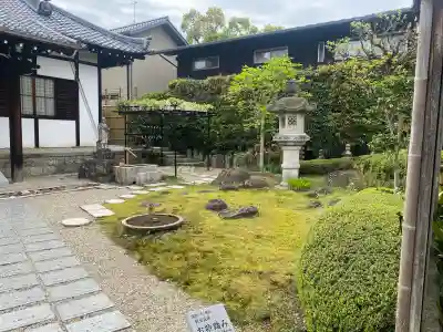 不空院の{uncategorized: "未分類", other: "その他", undefined: "問題あり", building: "その他建物", grave: "お墓", sacred_gate: "鳥居", guardian: "狛犬", statue: "像", buddha: "仏像", history: "歴史", nature: "自然", garden: "庭園", animal: "動物", pagoda: "塔", temizu: "手水舎", mountain_gate: "山門・神門", sanctuary: "本殿・本堂", subordinate: "末社・摂社", art: "芸術", scenery: "景色", jizo: "地蔵", ema: "絵馬", goshuin: "御朱印", omikuji: "おみくじ", items: "授与品その他", amulet: "お守り", goshuincho: "御朱印帳", eats: "食事", festival: "お祭り", votive_dance: "神楽", shichigosan: "七五三参", wedding: "結婚式", experience: "体験その他", initially: "初詣", around: "周辺", anti_infection: "感染症対策"}