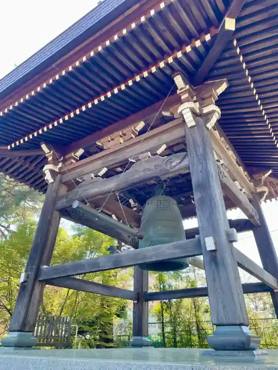 本立寺の{uncategorized: "未分類", other: "その他", undefined: "問題あり", building: "その他建物", grave: "お墓", sacred_gate: "鳥居", guardian: "狛犬", statue: "像", buddha: "仏像", history: "歴史", nature: "自然", garden: "庭園", animal: "動物", pagoda: "塔", temizu: "手水舎", mountain_gate: "山門・神門", sanctuary: "本殿・本堂", subordinate: "末社・摂社", art: "芸術", scenery: "景色", jizo: "地蔵", ema: "絵馬", goshuin: "御朱印", omikuji: "おみくじ", items: "授与品その他", amulet: "お守り", goshuincho: "御朱印帳", eats: "食事", festival: "お祭り", votive_dance: "神楽", shichigosan: "七五三参", wedding: "結婚式", experience: "体験その他", initially: "初詣", around: "周辺", anti_infection: "感染症対策"}