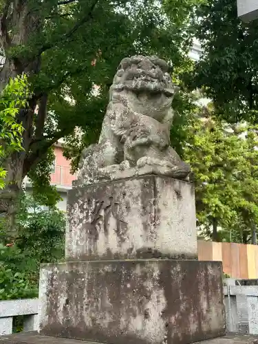 大棚・中川杉山神社(神奈川県)