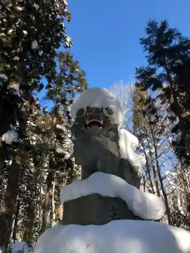 戸隠神社奥社の狛犬