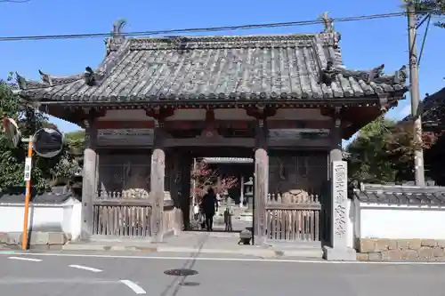 穴太寺の山門・神門