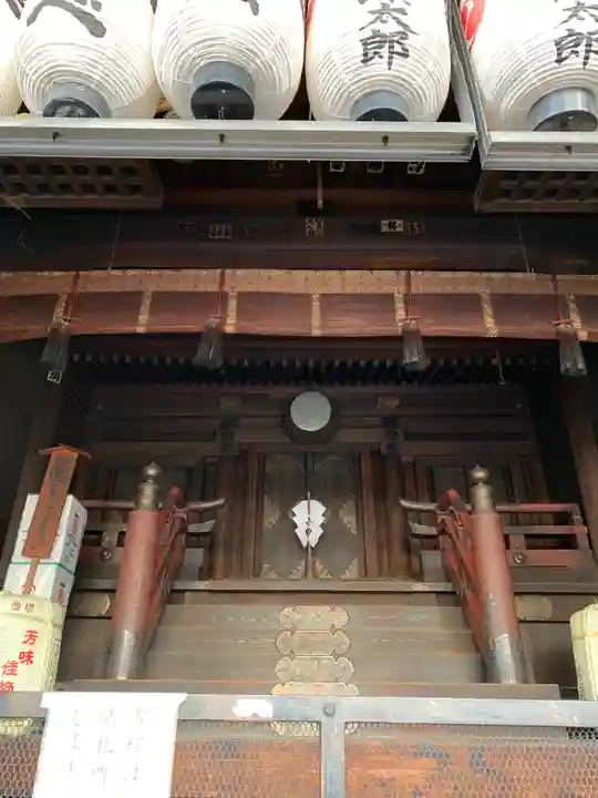 八坂神社御旅所の本殿・本堂