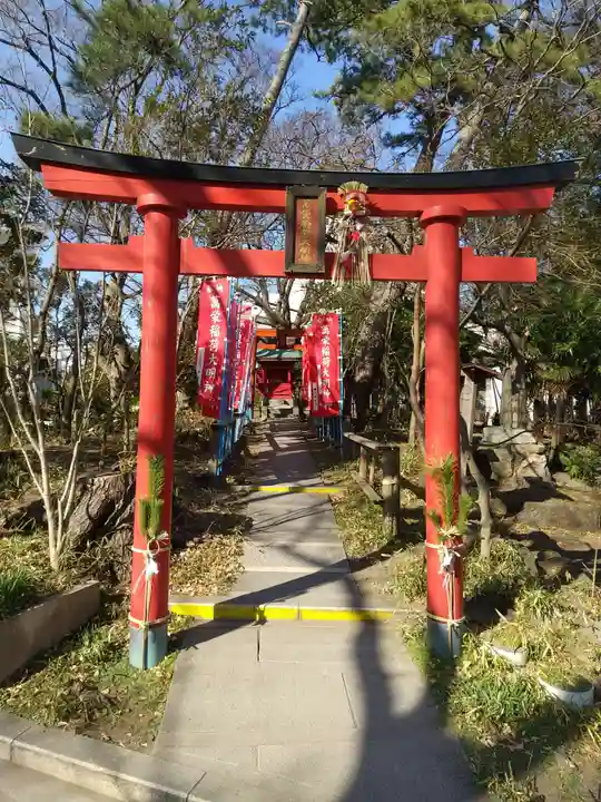 亀岡八幡宮(亀岡八幡神社)の鳥居