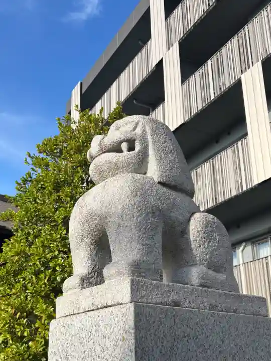 赤城神社の{uncategorized: "未分類", other: "その他", undefined: "問題あり", building: "その他建物", grave: "お墓", sacred_gate: "鳥居", guardian: "狛犬", statue: "像", buddha: "仏像", history: "歴史", nature: "自然", garden: "庭園", animal: "動物", pagoda: "塔", temizu: "手水舎", mountain_gate: "山門・神門", sanctuary: "本殿・本堂", subordinate: "末社・摂社", art: "芸術", scenery: "景色", jizo: "地蔵", ema: "絵馬", goshuin: "御朱印", omikuji: "おみくじ", items: "授与品その他", amulet: "お守り", goshuincho: "御朱印帳", eats: "食事", festival: "お祭り", votive_dance: "神楽", shichigosan: "七五三参", wedding: "結婚式", experience: "体験その他", initially: "初詣", around: "周辺", anti_infection: "感染症対策"}