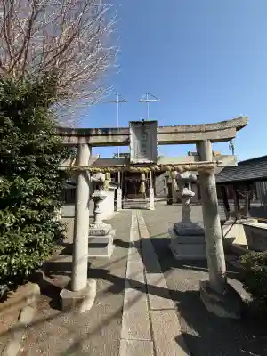 金山神社の{uncategorized: "未分類", other: "その他", undefined: "問題あり", building: "その他建物", grave: "お墓", sacred_gate: "鳥居", guardian: "狛犬", statue: "像", buddha: "仏像", history: "歴史", nature: "自然", garden: "庭園", animal: "動物", pagoda: "塔", temizu: "手水舎", mountain_gate: "山門・神門", sanctuary: "本殿・本堂", subordinate: "末社・摂社", art: "芸術", scenery: "景色", jizo: "地蔵", ema: "絵馬", goshuin: "御朱印", omikuji: "おみくじ", items: "授与品その他", amulet: "お守り", goshuincho: "御朱印帳", eats: "食事", festival: "お祭り", votive_dance: "神楽", shichigosan: "七五三参", wedding: "結婚式", experience: "体験その他", initially: "初詣", around: "周辺", anti_infection: "感染症対策"}