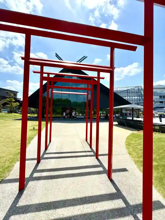 武蔵野坐令和神社の{uncategorized: "未分類", other: "その他", undefined: "問題あり", building: "その他建物", grave: "お墓", sacred_gate: "鳥居", guardian: "狛犬", statue: "像", buddha: "仏像", history: "歴史", nature: "自然", garden: "庭園", animal: "動物", pagoda: "塔", temizu: "手水舎", mountain_gate: "山門・神門", sanctuary: "本殿・本堂", subordinate: "末社・摂社", art: "芸術", scenery: "景色", jizo: "地蔵", ema: "絵馬", goshuin: "御朱印", omikuji: "おみくじ", items: "授与品その他", amulet: "お守り", goshuincho: "御朱印帳", eats: "食事", festival: "お祭り", votive_dance: "神楽", shichigosan: "七五三参", wedding: "結婚式", experience: "体験その他", initially: "初詣", around: "周辺", anti_infection: "感染症対策"}