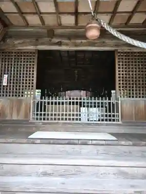 諸山積神社の{uncategorized: "未分類", other: "その他", undefined: "問題あり", building: "その他建物", grave: "お墓", sacred_gate: "鳥居", guardian: "狛犬", statue: "像", buddha: "仏像", history: "歴史", nature: "自然", garden: "庭園", animal: "動物", pagoda: "塔", temizu: "手水舎", mountain_gate: "山門・神門", sanctuary: "本殿・本堂", subordinate: "末社・摂社", art: "芸術", scenery: "景色", jizo: "地蔵", ema: "絵馬", goshuin: "御朱印", omikuji: "おみくじ", items: "授与品その他", amulet: "お守り", goshuincho: "御朱印帳", eats: "食事", festival: "お祭り", votive_dance: "神楽", shichigosan: "七五三参", wedding: "結婚式", experience: "体験その他", initially: "初詣", around: "周辺", anti_infection: "感染症対策"}