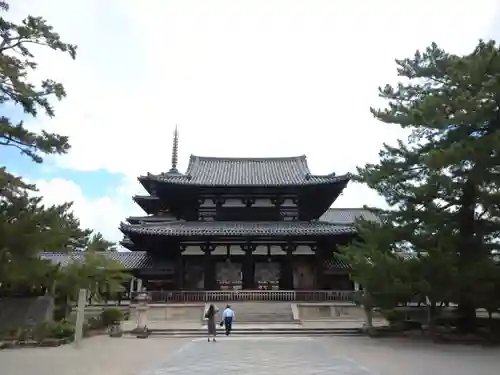 法隆寺の本殿