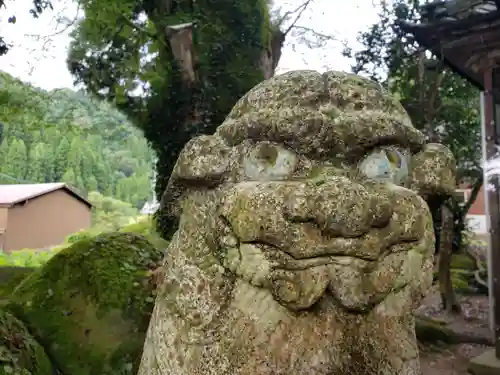 宮島神社の狛犬