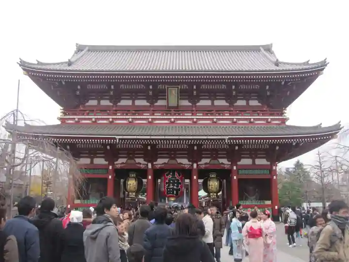 浅草寺の山門・神門