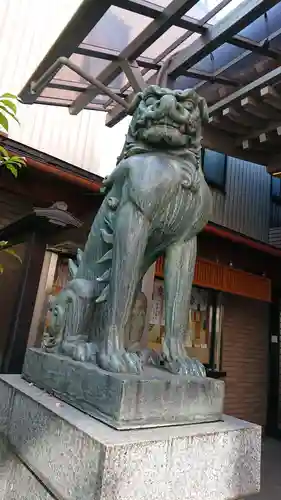 十番稲荷神社の狛犬