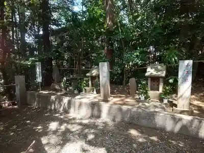 座間神社の末社・摂社