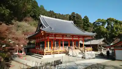 勝尾寺の本殿・本堂