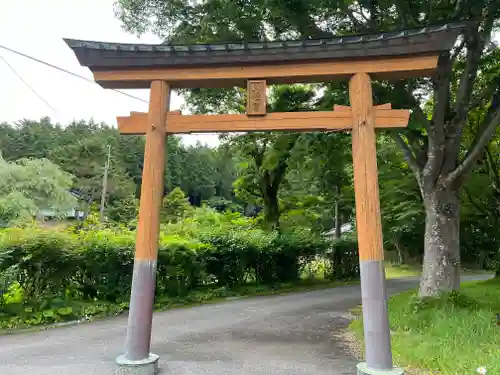 十里木八幡宮の鳥居