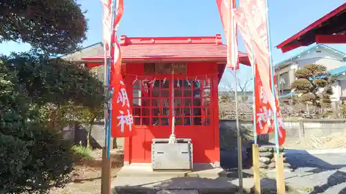 稲荷大明神の本殿