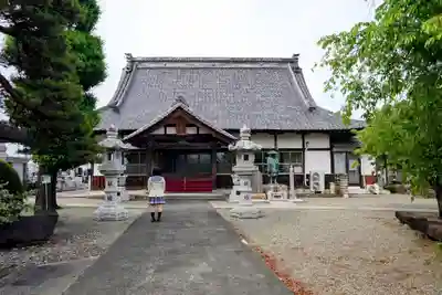 光明寺の本殿・本堂