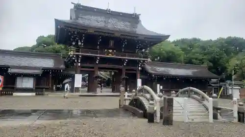 真清田神社の山門・神門