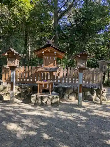 天皇社(大神神社末社)の{uncategorized: "未分類", other: "その他", undefined: "問題あり", building: "その他建物", grave: "お墓", sacred_gate: "鳥居", guardian: "狛犬", statue: "像", buddha: "仏像", history: "歴史", nature: "自然", garden: "庭園", animal: "動物", pagoda: "塔", temizu: "手水舎", mountain_gate: "山門・神門", sanctuary: "本殿・本堂", subordinate: "末社・摂社", art: "芸術", scenery: "景色", jizo: "地蔵", ema: "絵馬", goshuin: "御朱印", omikuji: "おみくじ", items: "授与品その他", amulet: "お守り", goshuincho: "御朱印帳", eats: "食事", festival: "お祭り", votive_dance: "神楽", shichigosan: "七五三参", wedding: "結婚式", experience: "体験その他", initially: "初詣", around: "周辺", anti_infection: "感染症対策"}