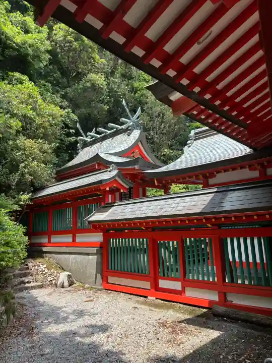 阿須賀神社の{uncategorized: "未分類", other: "その他", undefined: "問題あり", building: "その他建物", grave: "お墓", sacred_gate: "鳥居", guardian: "狛犬", statue: "像", buddha: "仏像", history: "歴史", nature: "自然", garden: "庭園", animal: "動物", pagoda: "塔", temizu: "手水舎", mountain_gate: "山門・神門", sanctuary: "本殿・本堂", subordinate: "末社・摂社", art: "芸術", scenery: "景色", jizo: "地蔵", ema: "絵馬", goshuin: "御朱印", omikuji: "おみくじ", items: "授与品その他", amulet: "お守り", goshuincho: "御朱印帳", eats: "食事", festival: "お祭り", votive_dance: "神楽", shichigosan: "七五三参", wedding: "結婚式", experience: "体験その他", initially: "初詣", around: "周辺", anti_infection: "感染症対策"}