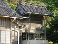 岩屋神社の本殿