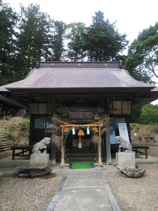 長屋神社の本殿・本堂