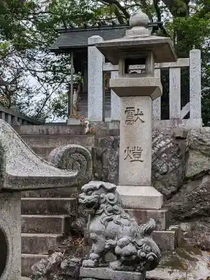 神明神社（南濃町吉田）の{uncategorized: "未分類", other: "その他", undefined: "問題あり", building: "その他建物", grave: "お墓", sacred_gate: "鳥居", guardian: "狛犬", statue: "像", buddha: "仏像", history: "歴史", nature: "自然", garden: "庭園", animal: "動物", pagoda: "塔", temizu: "手水舎", mountain_gate: "山門・神門", sanctuary: "本殿・本堂", subordinate: "末社・摂社", art: "芸術", scenery: "景色", jizo: "地蔵", ema: "絵馬", goshuin: "御朱印", omikuji: "おみくじ", items: "授与品その他", amulet: "お守り", goshuincho: "御朱印帳", eats: "食事", festival: "お祭り", votive_dance: "神楽", shichigosan: "七五三参", wedding: "結婚式", experience: "体験その他", initially: "初詣", around: "周辺", anti_infection: "感染症対策"}