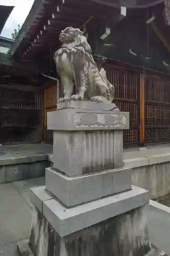 濃飛護國神社の狛犬