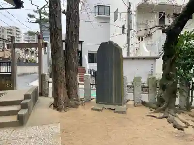 八幡神社の{uncategorized: "未分類", other: "その他", undefined: "問題あり", building: "その他建物", grave: "お墓", sacred_gate: "鳥居", guardian: "狛犬", statue: "像", buddha: "仏像", history: "歴史", nature: "自然", garden: "庭園", animal: "動物", pagoda: "塔", temizu: "手水舎", mountain_gate: "山門・神門", sanctuary: "本殿・本堂", subordinate: "末社・摂社", art: "芸術", scenery: "景色", jizo: "地蔵", ema: "絵馬", goshuin: "御朱印", omikuji: "おみくじ", items: "授与品その他", amulet: "お守り", goshuincho: "御朱印帳", eats: "食事", festival: "お祭り", votive_dance: "神楽", shichigosan: "七五三参", wedding: "結婚式", experience: "体験その他", initially: "初詣", around: "周辺", anti_infection: "感染症対策"}